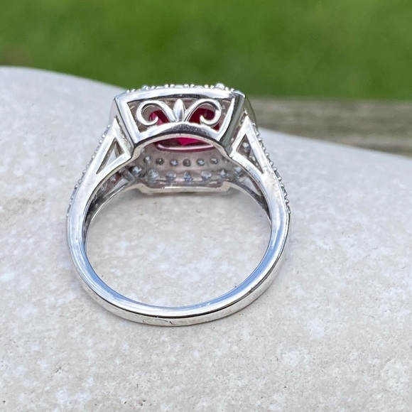 Simulated Ruby ring .925 Sterling Silver 10 mm Ruby surrounded 2 layers CZ sz 7 - Picture 15 of 16